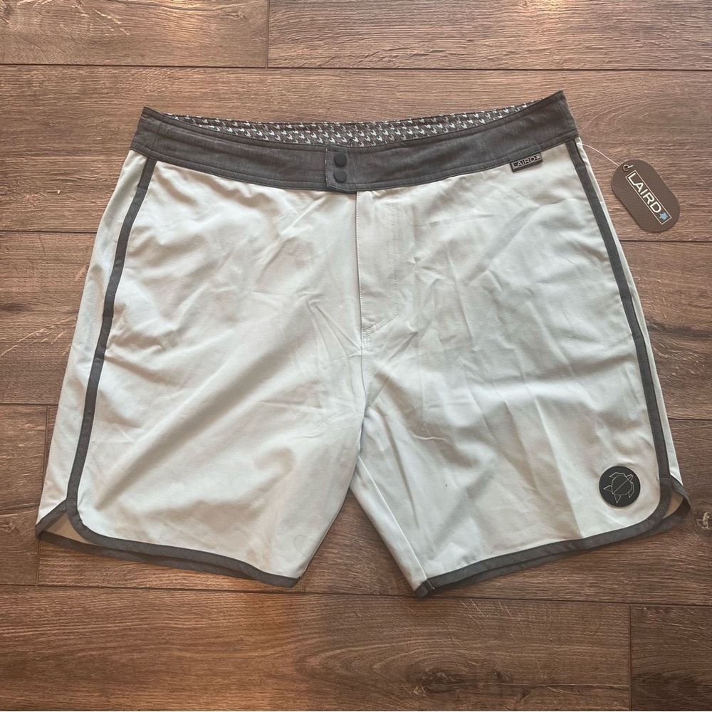 Laird Vantage Performance Shorts Mens 36 Light Blue New